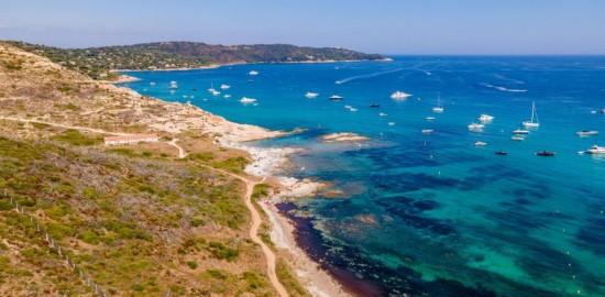 FRANCE MER Village provençal sur la Côte d'Azur - Ramatuelle